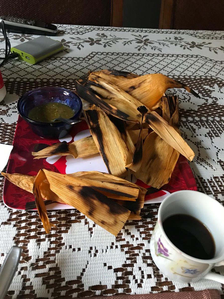 Firestorm9x's tweet photo. Misión empezar el año 2018 #tamaleando cumplida https://t.co/SbAHvIjaqO
