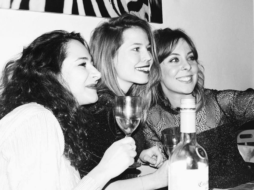 New Years Eve! 💥 #GIRLSxPAPERBIRD ift.tt/2EsEfT7