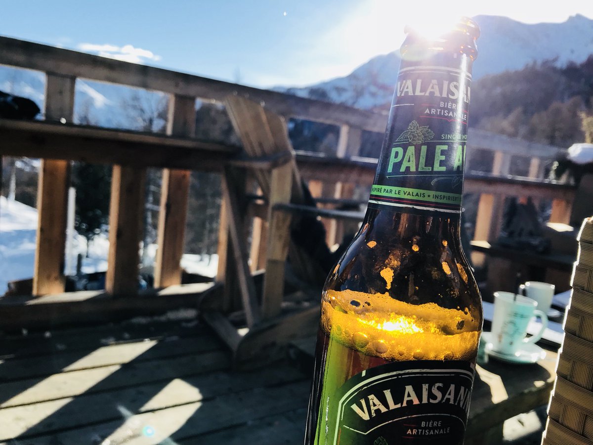 IVolken's tweet photo. Perfekter Start ins 2018 #Mossalpregion #wallis https://t.co/4u94HqmxOY