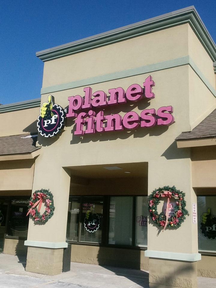 Providence__Guy's tweet image. #sixwordcommitment

Visit #PlanetFitness more in 2018