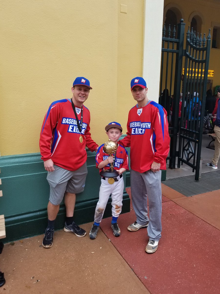 markwalsh73's tweet photo. Markie's team Baseball Youth Elite team won the championship today in Disney. https://t.co/g5O2yDEKA3
