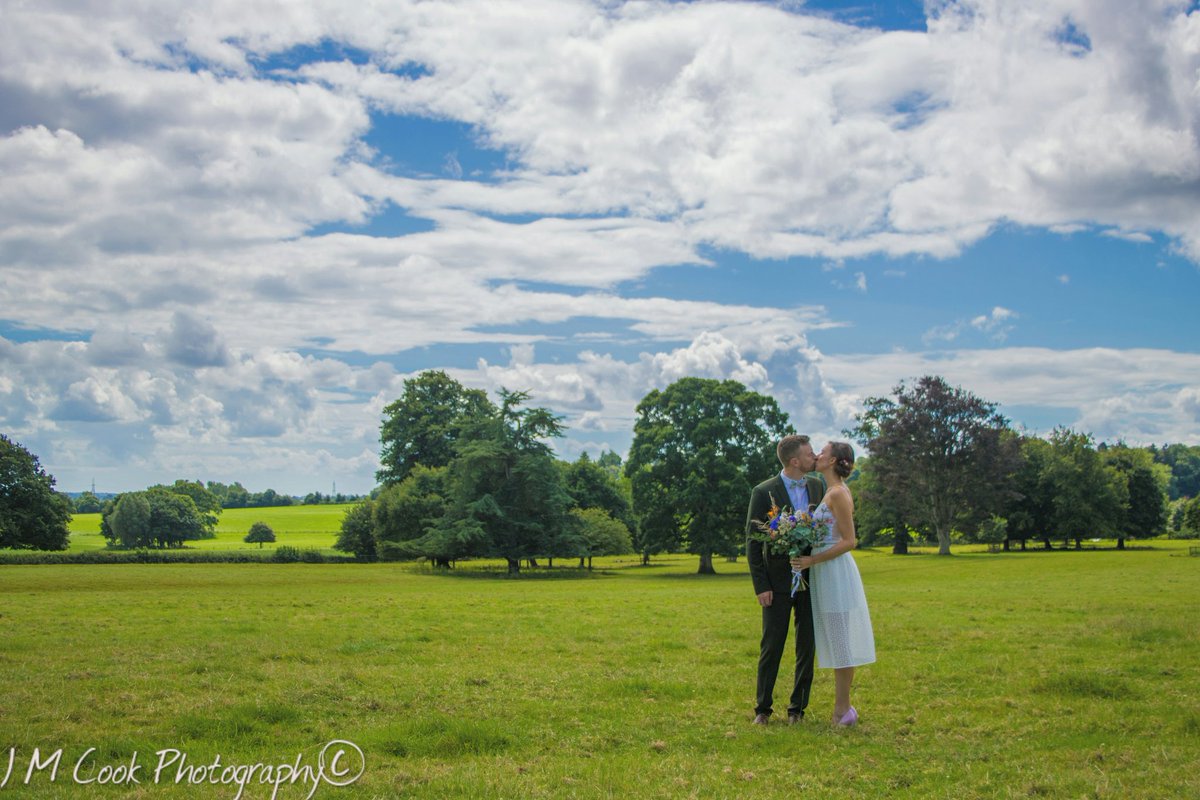 JMCookPhoto's tweet photo. Getting Married in 2018 or 2019? Then book with me now to get £50 off your Wedding Photography if you opt for the full package. It also includes a free engagement shoot worth £75, too! More details at https://t.co/Ls7nYdXJFr
#devon #devonhour #wedding #Exeter @exeterwedding2 https://t.co/Uzi1TvWuha