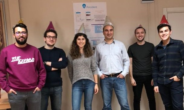 2018 yılında da işinizi ve hayatınızı kolaylaştıran akıllı çözümlerimiz ile fark yaratmak için çok çalışmaya devam edeceğiz. - In 2018, we'll continue to work hard to create a difference with our smart solutions that make your business efficient and your life easier.