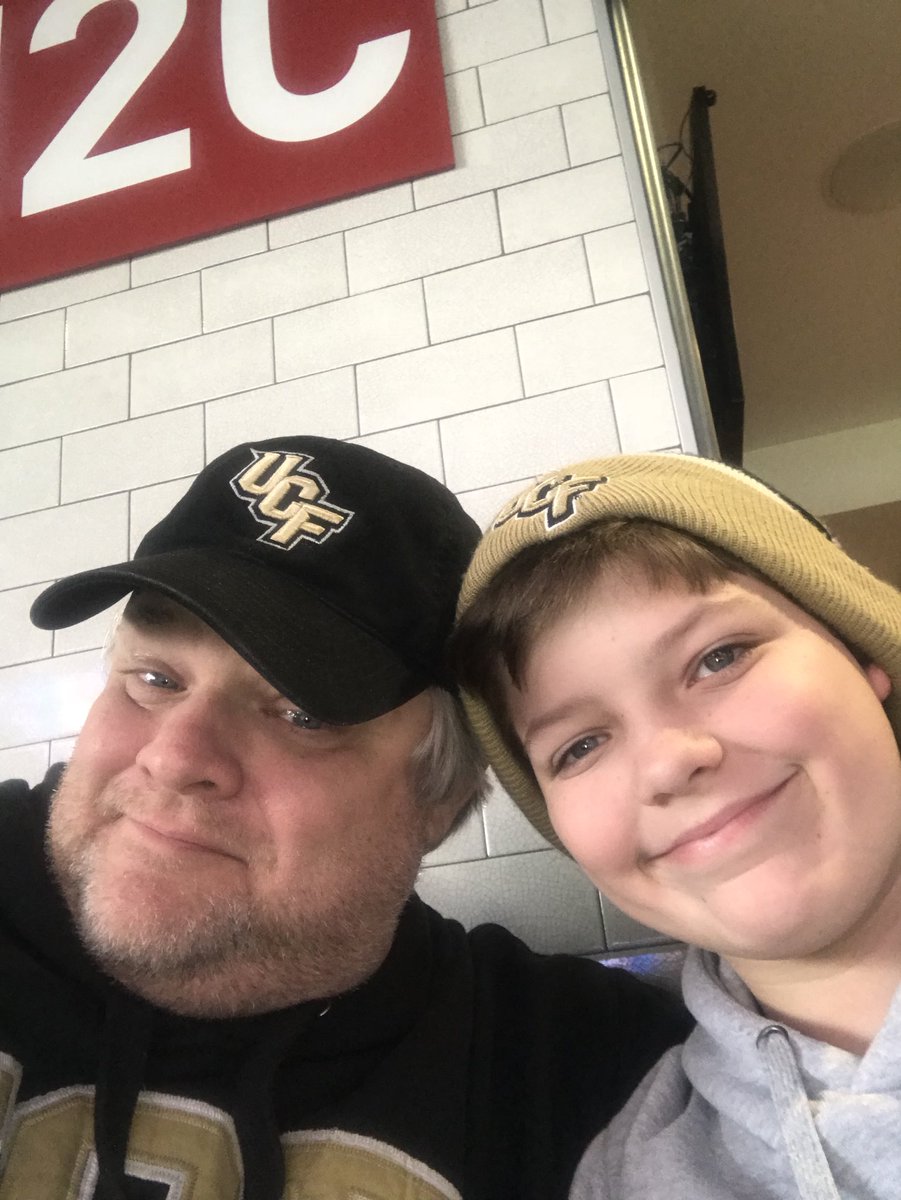 Chillbillyvacay's tweet photo. Just a couple of dudes enjoying the #CFAPeachBowl CHARGE ON KNIGHTS. https://t.co/Ur3uVwOob8