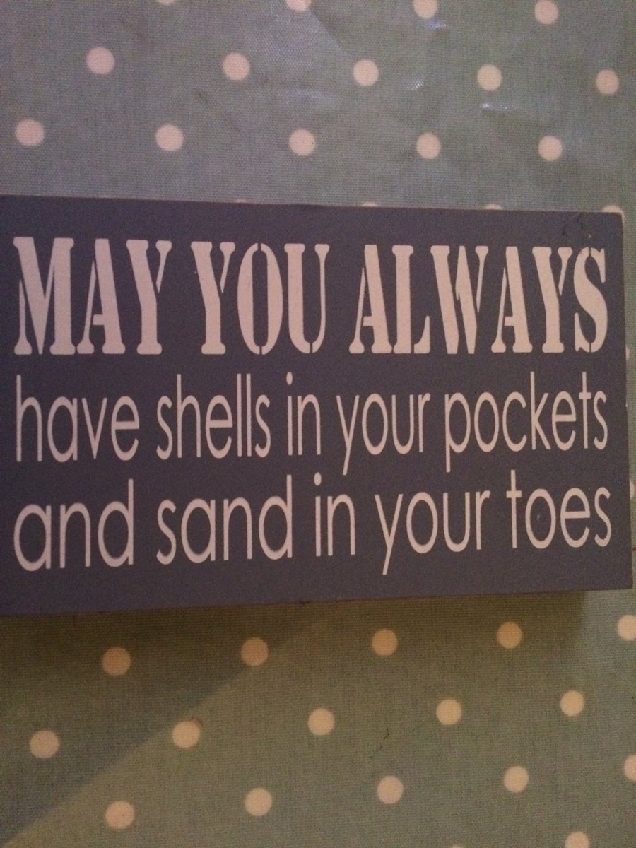 donna_birrell's tweet photo. Happy New Year! 
May your past be a pleasant memory,
Your future filled with delight,
Your now a glorious moment,
And....... https://t.co/sfnjYDnwvJ