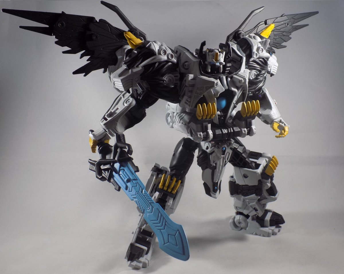 nova prime transformers toy
