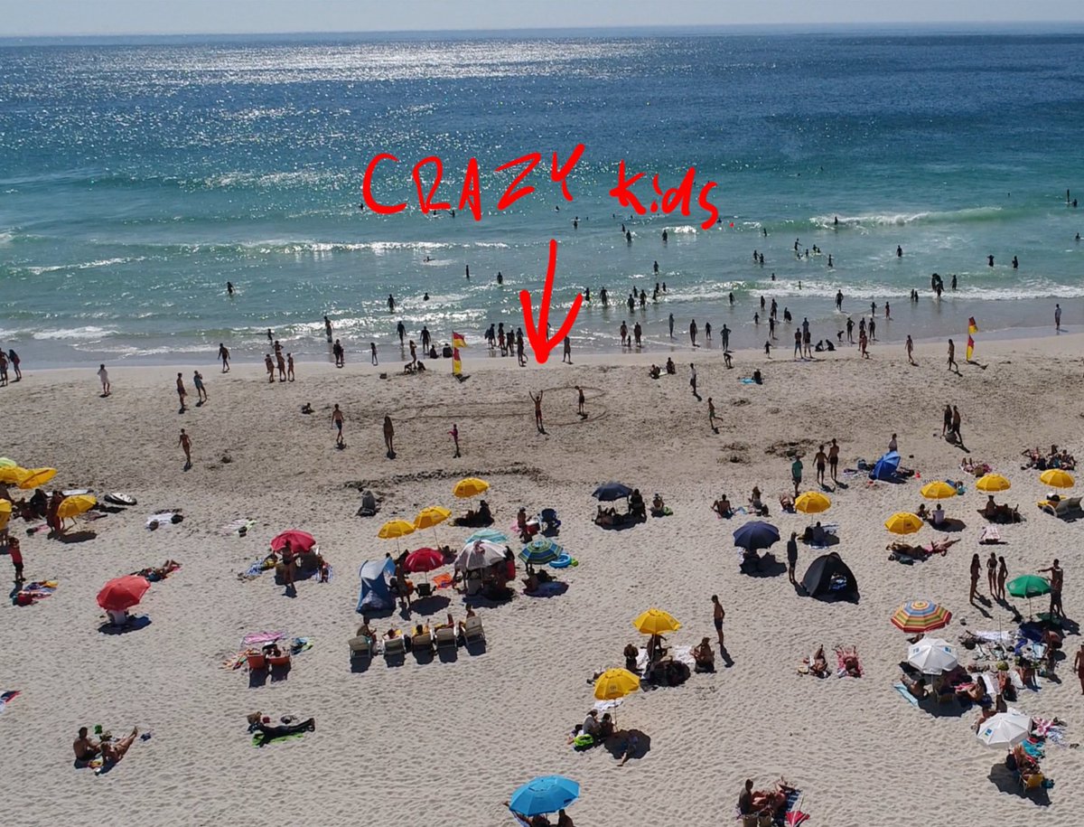 Casey's tweet photo. was flying my drone at the beach and saw these excited youngsters jumping up and down whnever i flew overhead.  didnt realize they drew this gigantic mushroom in the sand!  crazy kids. https://t.co/kEJaElgm8E