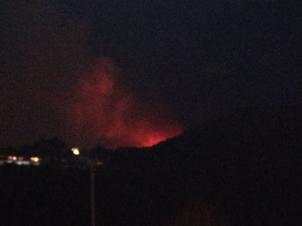 caltayom's tweet photo. Incendi al Poal Castelldefels https://t.co/R7l4U6OPYF
