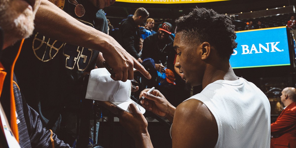 RT <a href="/spidadmitchell/">Donovan Mitchell</a> #NBAVote