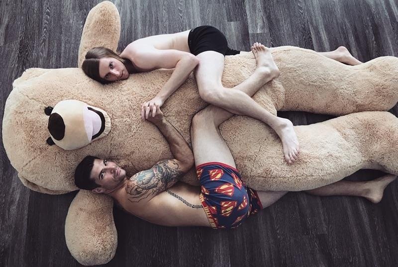 jeremiahstandup's tweet photo. I did a podcast w/ the HASHTAG KING @TheKmacOfficial We talk #WeightGainDecember #RoastBattle #TheWave #StandUpComedy #Boys #Bears #BBW #BigBeautifulWatkins #DEATHSQUAD #KillTony #Cubs  #Manscape #Pubes #Delts #Triceps #Hands #BoysHoldingHands #Men #Lol https://t.co/8zjq0xrMve https://t.co/nx0cNO9Yds