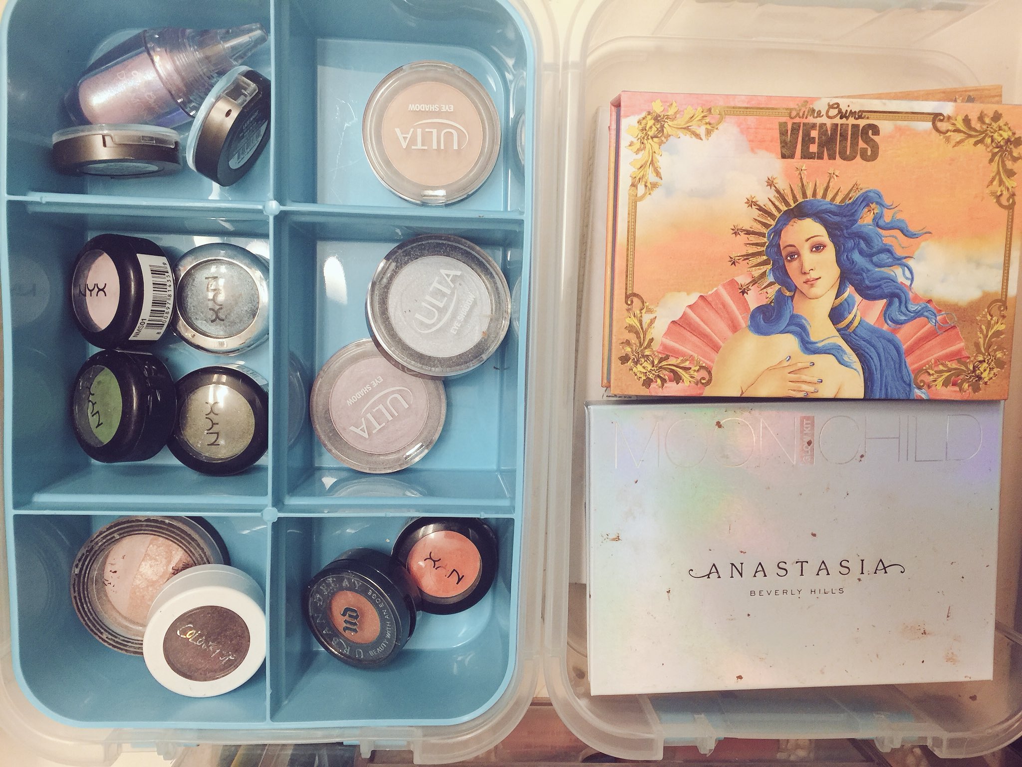 TW Pornstars - 2 pic. Zaliagraves. Twitter. A little porno for the ladies,  too. makeup organization. 1:02 AM - 2 Jan 2018