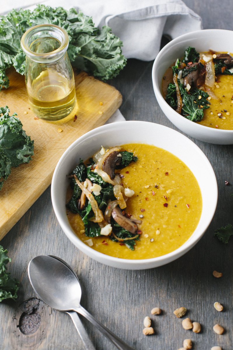 Here is our version - a bowl of our Gbegiri (Brown-eyed) Soup, made with Nigerian honey peas, we’ve paired it with sautéed kale to represents the color of 💵 with caramelized onion. Wishing you all a healthy and prosperous New Year! 
#soup #africanfood#beansoup #f52grams#newyear