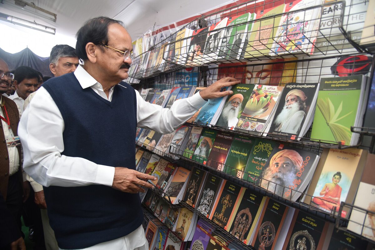 news24tvchannel's tweet photo. Books, literature hold high place in Indian culture: Vice President #Books #literature #Indianculture #VicePr https://t.co/rqV9cU684H https://t.co/XgiOmij0FJ