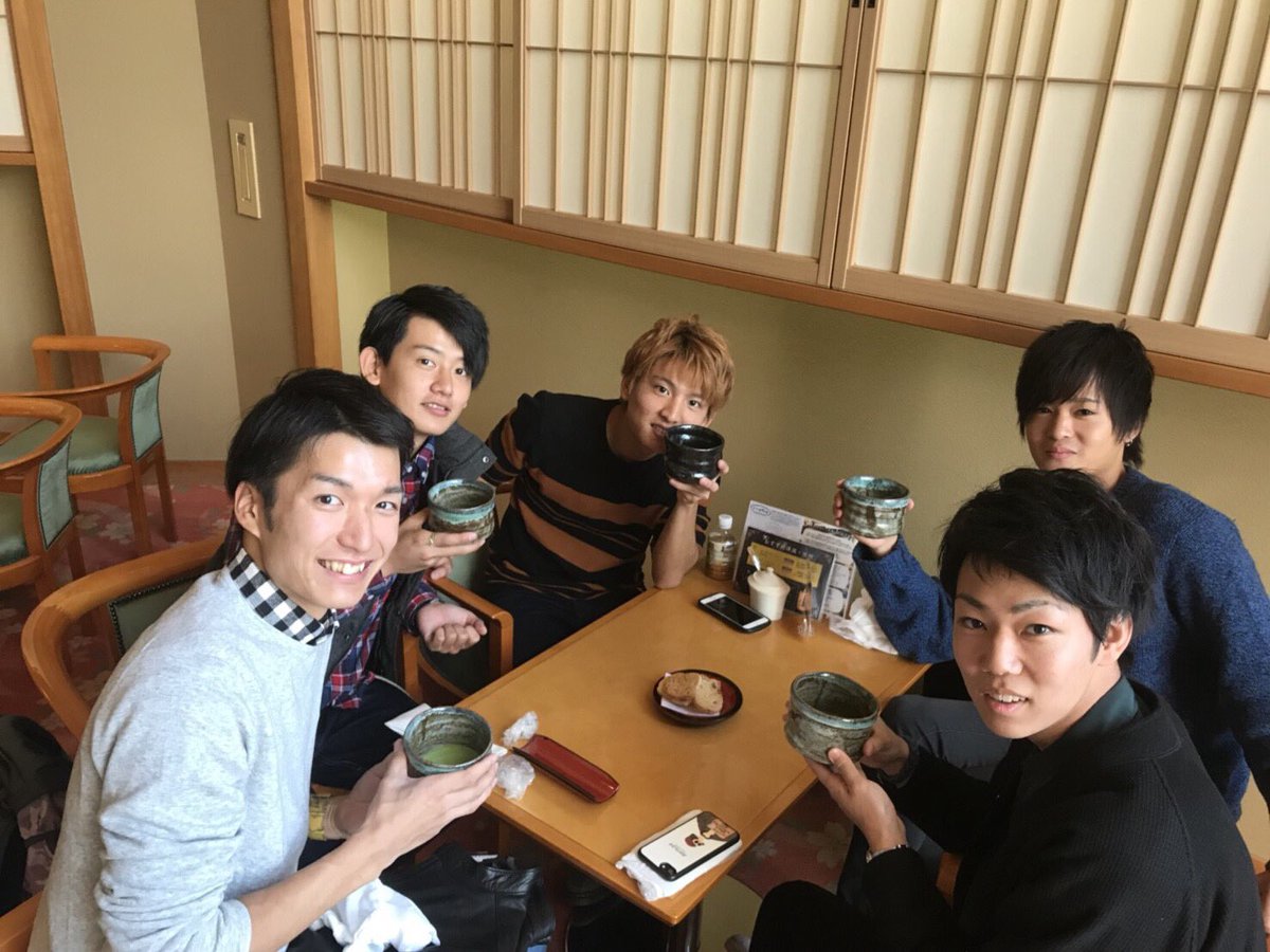 ちゅん ちゃがまらん على تويتر 年明けなんでホモっぽい香川旅行の写真晒します 突然の晒しはホモの特権 ちゅん ちゃがまらん على تويتر 年明けなんでホモっぽい香川旅行の写真晒します 突然の晒しはホモの特権