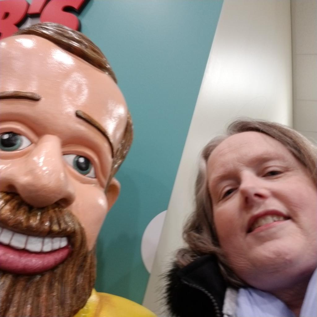 BevPiehl's tweet photo. #fun @bobsdiscountfurniture https://t.co/Bgfp92sAps