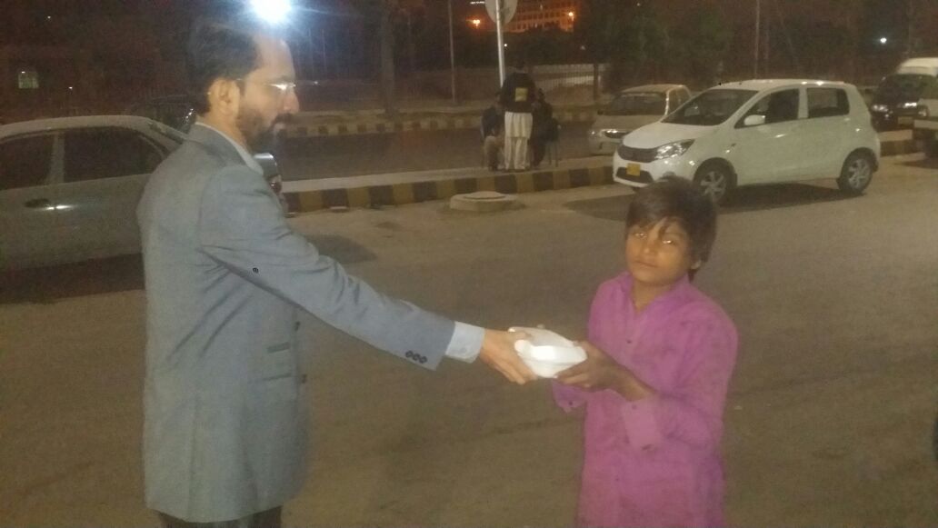 Arsalan7800's tweet photo. serving humanity in @PS118APML #DISTRICTEAST  Along with vice president sindh south region @syed_emaduddin president @Asadkhalid92  @PS118 vice president @talha82  @AzfarAli78  @P_Musharraf  @APMLOfficial_  @AnsarBurney   @dramjadapml https://t.co/OEZI7LzG9F