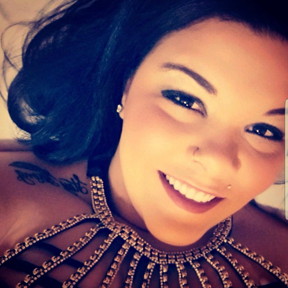 BamseyErika's tweet photo. #FEELINMYSELF https://t.co/ZFxDXL2gBT