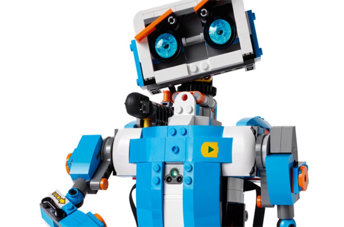 lego robot 2018