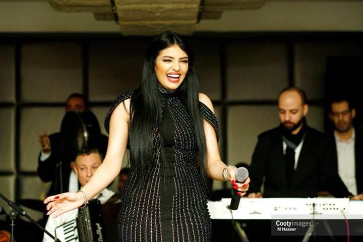ultrasshereen's tweet photo. الليدي #شيرين_يحيي من حفلات رأس السنة 🎤💃❤
#UltrasShereenYehia
#ShereenYehiaArmy https://t.co/SgQ2hdqhLv
