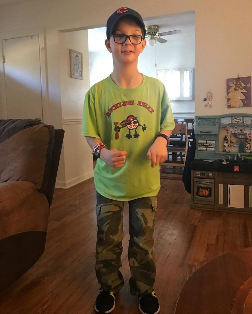 CupofNooDy's tweet photo. NooDy rocking his new @papercloudsapparel shirt π
brought him. #CerebralPalsy #adhd #apraxia #specialneeds #baseball #challengednotlimited #chromosomes #22q #NonVerbal #ASL #cute #cubs #papercloudsapparel https://t.co/K89lcr19xs https://t.co/WZB749GKxF