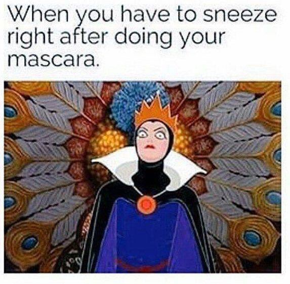 daniellemann88's tweet image. #makeupissues #reallifestruggles