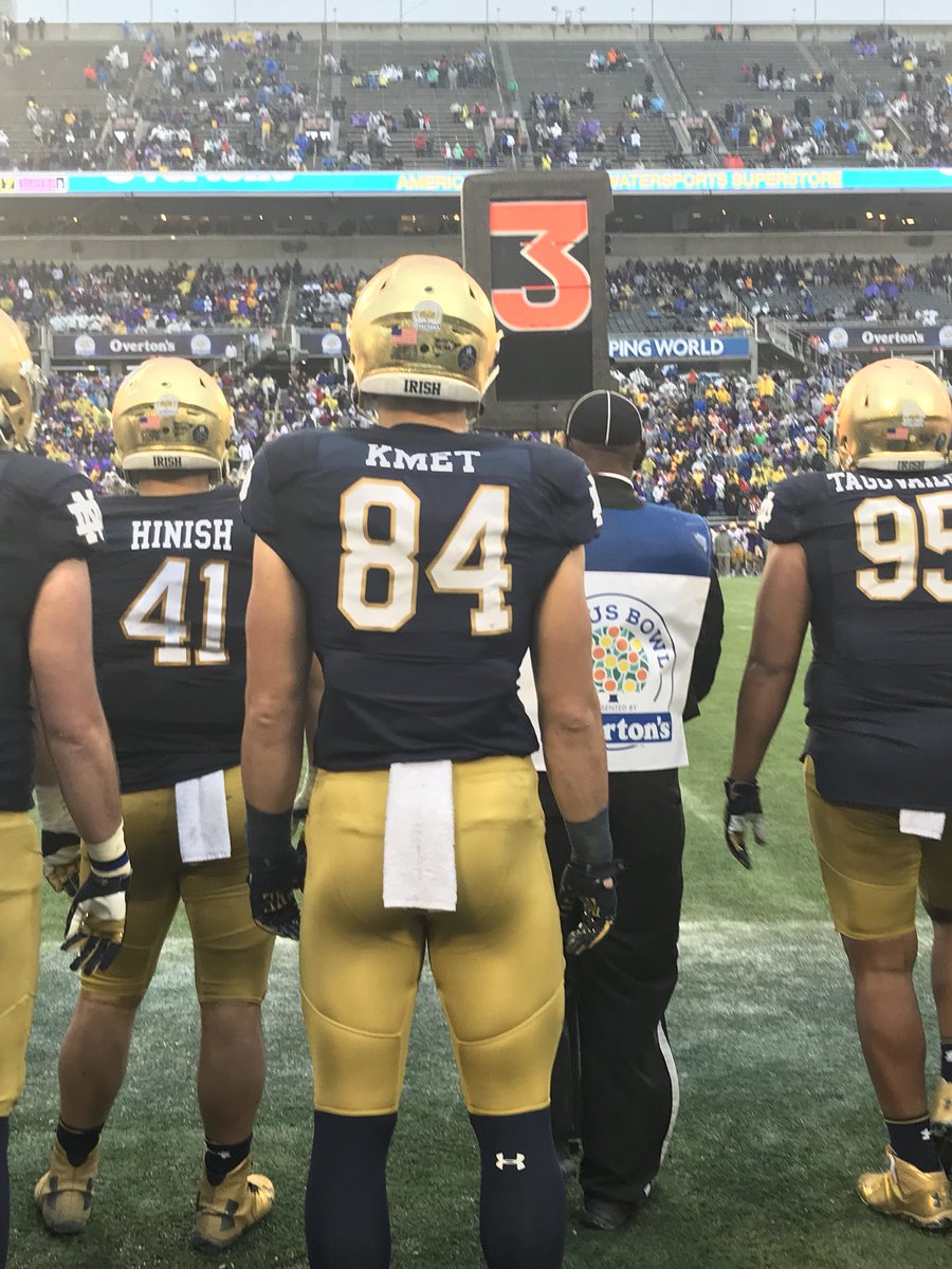NDBaseball's tweet photo. Next up for this guy... #BeatLSU.
Congrats to @NDFootball on the big win! https://t.co/bXmhlFJgsc