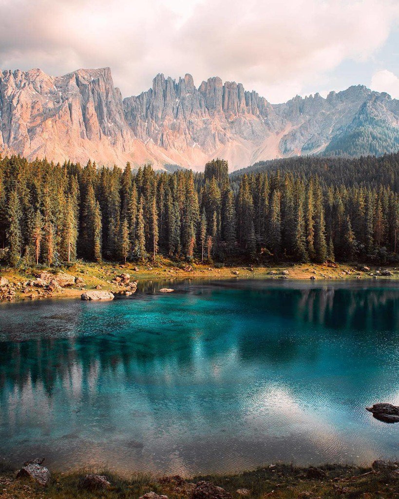 mthr_world's tweet photo. Lago di Carezza

by: @mblockk

#lagodicarezza #reflections #travelawesome #hiking #naturelovers #naturegram #modernoutdoorsman #nature_seekers #nature #travel #wanderlust #natureporn #nature_obsession #naturelove #theoutbound #landscapelover #landscapehu… https://t.co/RKnl1UmRiz https://t.co/ACFSPZe2WU
