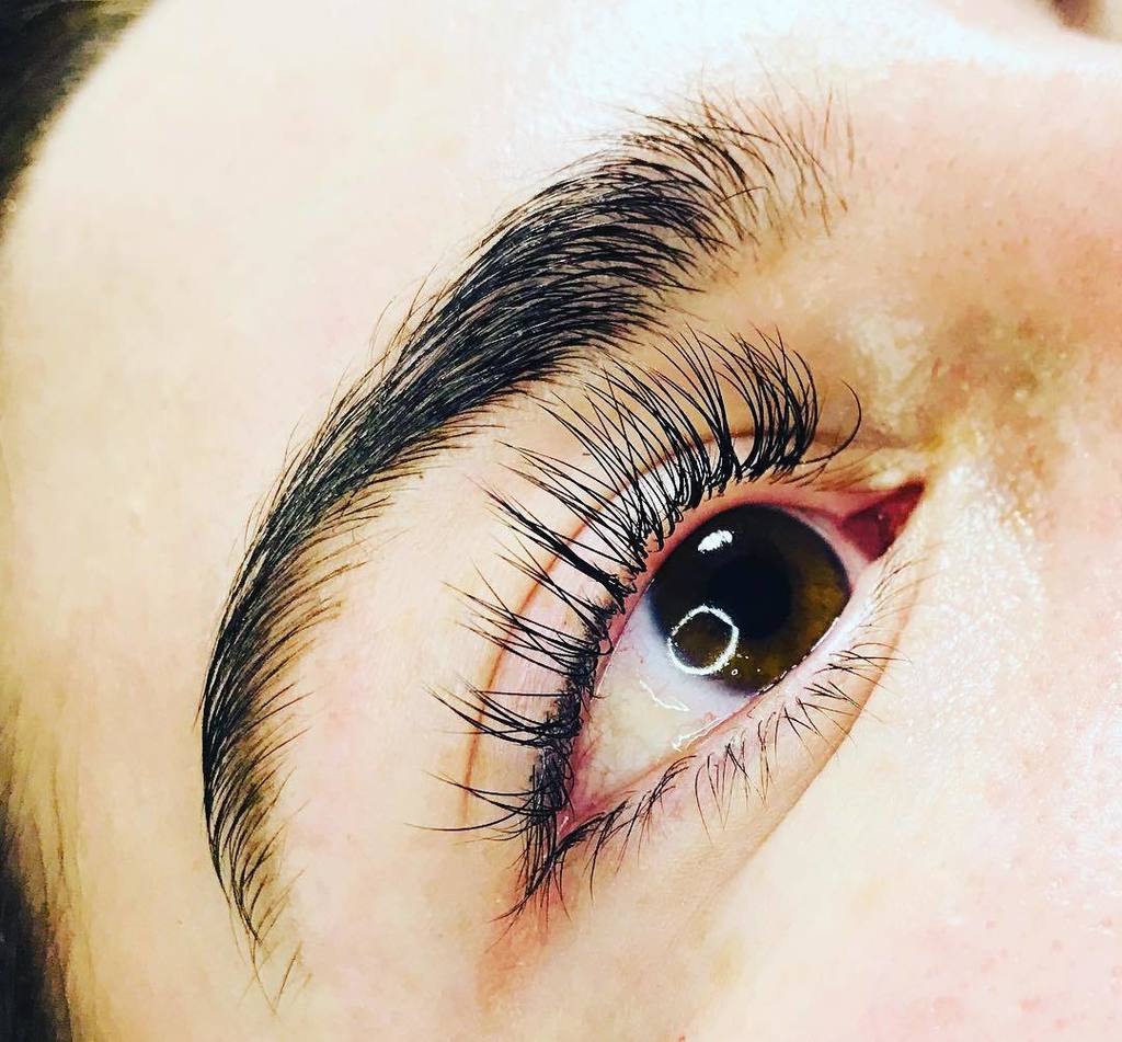 DoYouKnowJoy's tweet photo. First lashes of 2018🖤This is a hybrid, textured set with a focus on opening the eye🖤Those full brows got a cleanup too🖤
-
-
-

#lashx #lashxpro #lashlove #lashaddict #lashartist #lashstylist #dolleye #openeye #cateye #naturaleye #classiclashes #volum… https://t.co/GKgnl2lgpB https://t.co/1qlQavFq9W