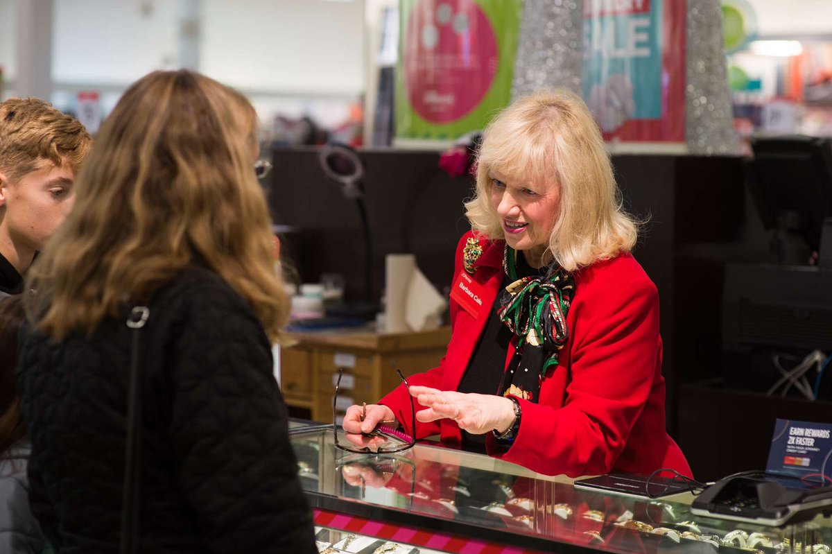 Holly Howard tweet media