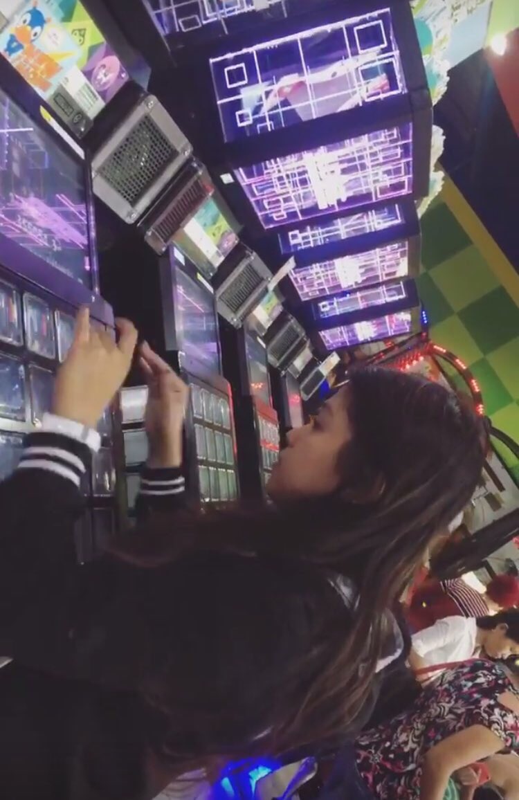 __Gaile__'s tweet photo. ilove dizzzz 😍🔥🔥🔥
#yestaday https://t.co/HiVDrXMlcK