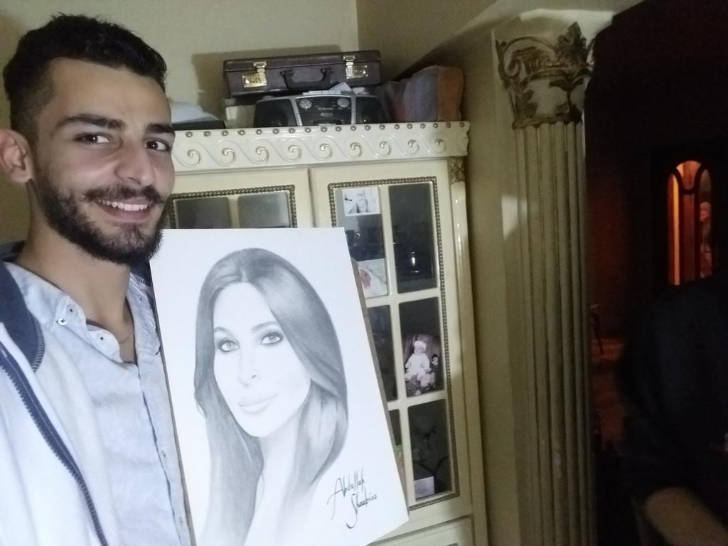 ahmadalsattof's tweet photo. @elissakh #MeWithElissa 😍
صحي لسا ما تحقق حلم من أحلامي وهو اني شوفك واتصور معك 💔 بس هاد ما بيمنع من انو ندعمك ونوقف معك ضد الحاقدين ✌
وبالمناسبة هيدي الرسمة رسمها رفيقي المبدع عبدلله ع قد ما بيعرف انو بعشقك ❤
و #سوريا كلها بتحبك وبتدعمك ألووس 😘 https://t.co/fPnkdLWhyn
