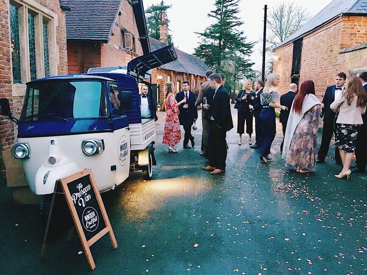 windsorcocktail's tweet photo. What a great New Year’s Eve with the Prosecco Van helping Naomi and James celebrate their beautiful wedding yesterday. Congratulations guys and happy new year - what a way to see in 2018! 👰🏼🤵🏼🎉💖🥂 #windsorcocktail #proseccovan #nye #dorneycourt #mobilebar https://t.co/53oLtiTAfe