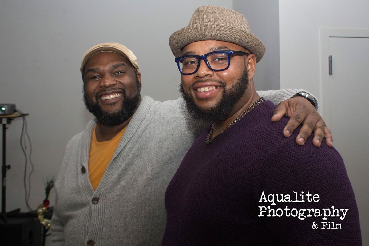 AqualitePhoto's tweet photo. Kicking off 2018 w/ some flashback pics to Holiday fun captured at The New Jack Jingle Jam &amp; Toy Drive last month 🎁🎄📸

Shot for @ToSirDWithLove of #ShuffleAndRepeatThePodcast

#AqualitePhotography
#PhotographyLife
#ATLPhotography https://t.co/YOiay9IC4F