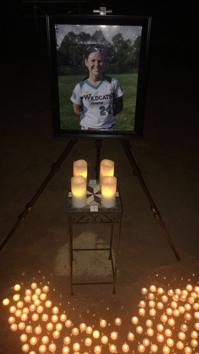 T_Strickland1's tweet photo. #lpastrongalways #prayforlayne We love you🧡🖤 https://t.co/B6G8CMIYsr
