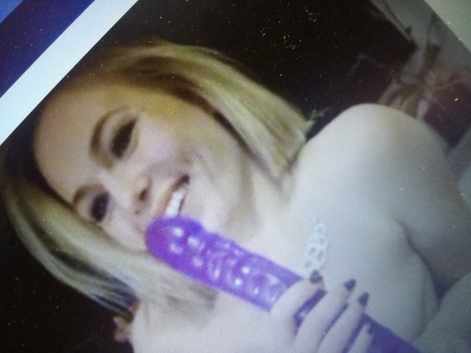 It's a microphone https://t.co/M2w43bdeX4 have a look at my latest shows! Okay, i'll go sleep now, for<a href="/tag/cumfull"class="tags"><span>#cumfull</span></a>