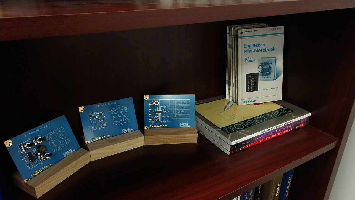 ElectronicsbyJH's tweet image. My @starsandrobots/@fmims Circuit Classics write-up. #DIYElectronics 
&quot;I think that the kit is wonderfully crafted and in my opinion definitely worth the price.&quot; 
 jhongelectronics.org/2018/01/circui…