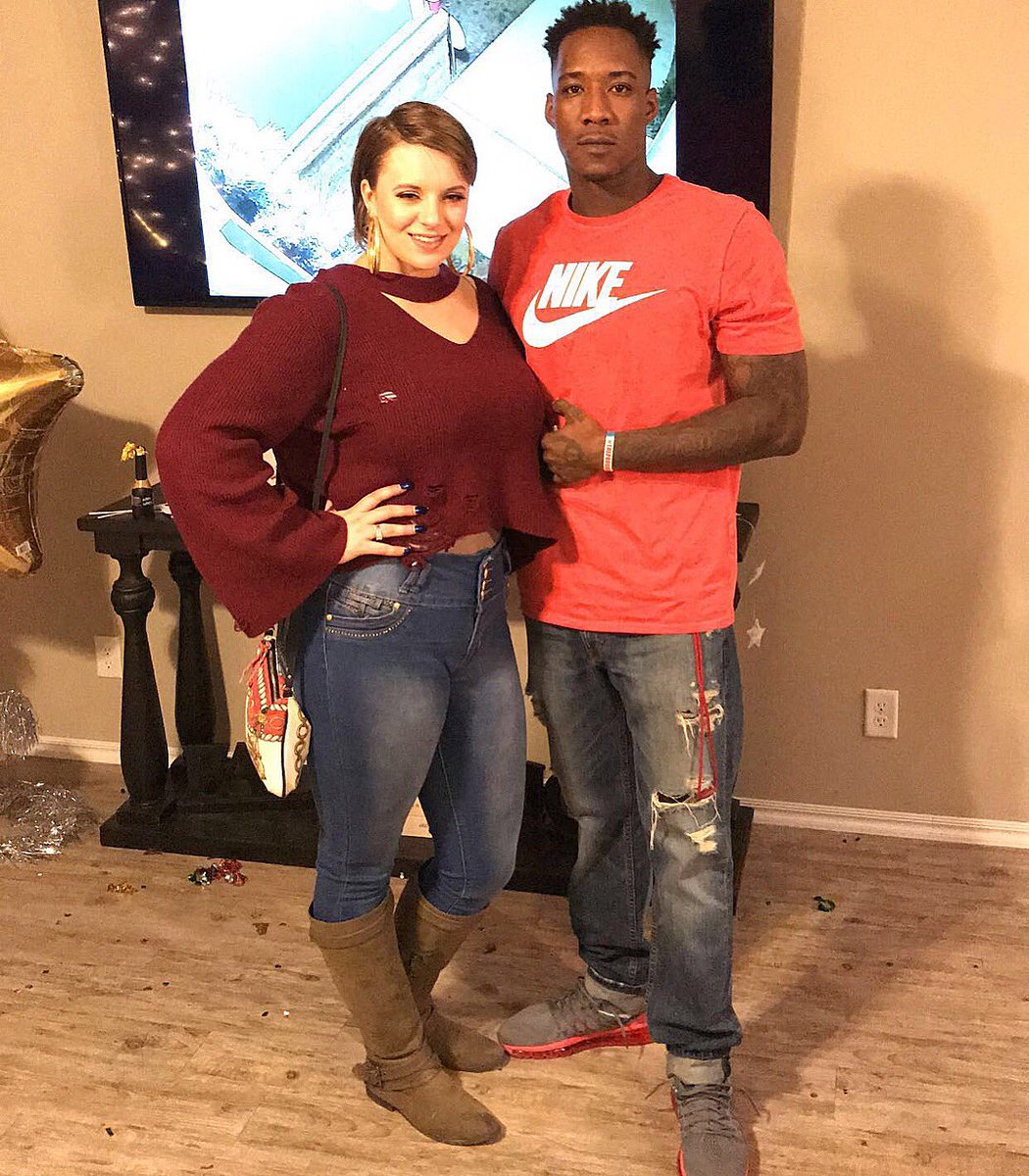 CXI_NH's tweet photo. 2️⃣0️⃣1️⃣8️⃣🎉 Pray ! Stack ! Repeat ! 🙏🏾💰🔄 https://t.co/N27YFEvoNE