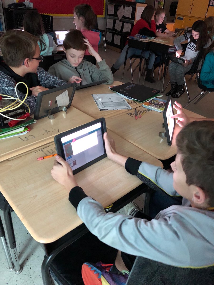 RCSDWV's tweet image. Ms. Greathouse&apos;s 5th grade students at Fairdale Elementary learned about coding from code.org. #code.org #RCSDWVSTEM #RCSDWV #FESSTEM