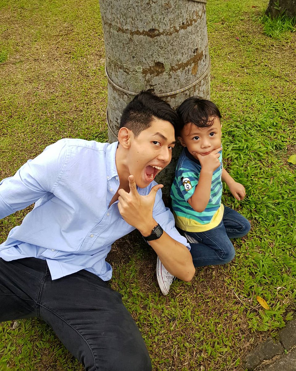raymarkable_12's tweet photo. "A baby makes love stronger, the days shorter, the nights longer, savings smaller, and a home happier."

#awesomekiddo https://t.co/YjkyGyMP0j