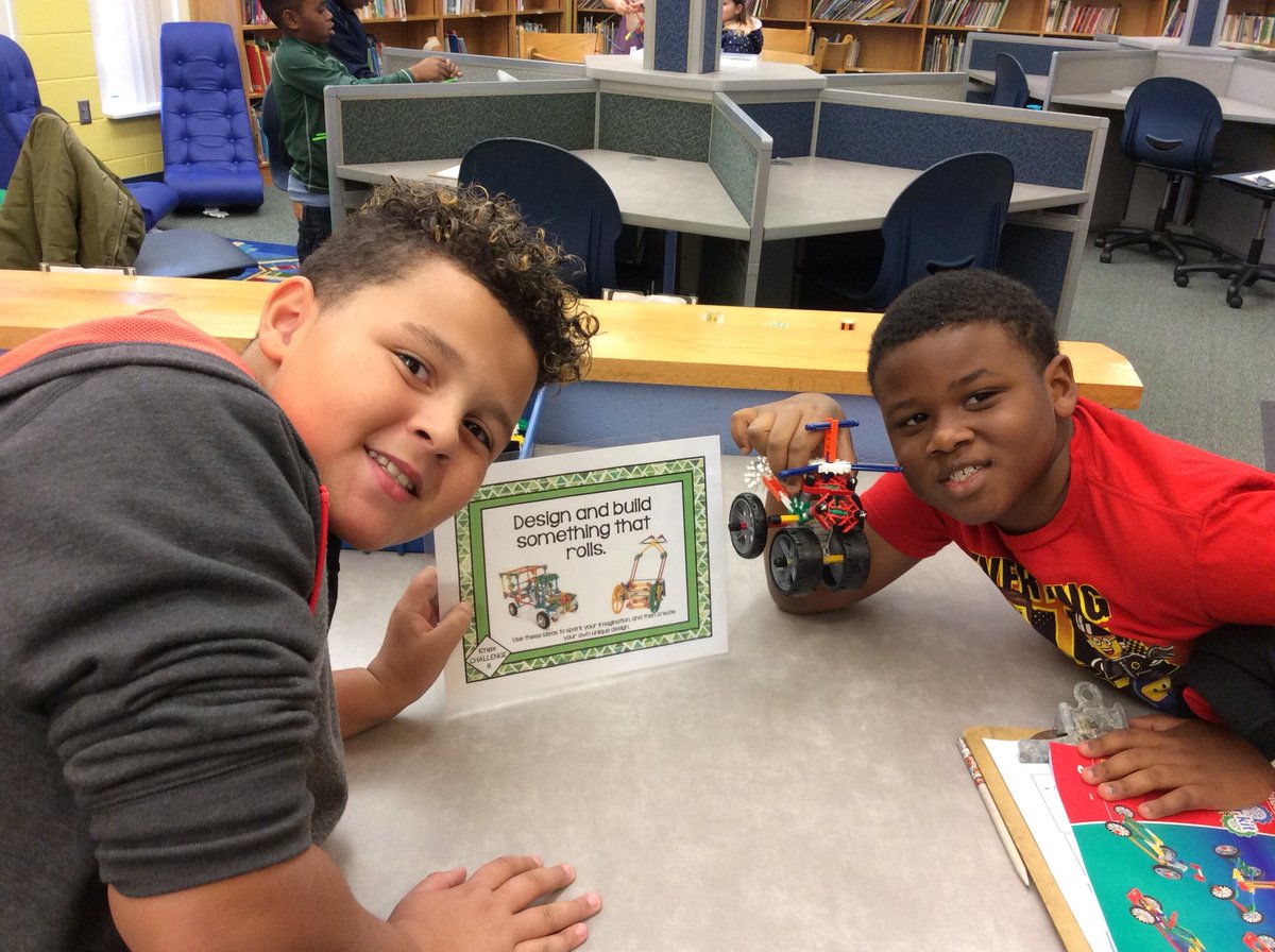 RCSDWV's tweet image. Mrs. Ellis&apos;s 3rd grade students at Beckley Elementary engineered structures from task cards in STEM class. #RCSDWVSTEM #RCSDWV #BESSTEM #STEMENGINEERING