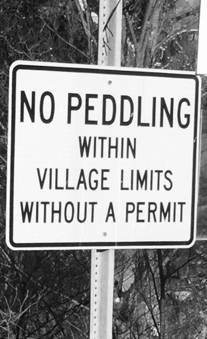 PullTheShade3's tweet photo. @FiftyShadesEN Stop bringing Sex explicit under the guise of R and peddling this BDSM happy ending to mainstream America. Universal has "branded US"with 50 Shades globally. 
#reputationofanation
#codebluebeacon
#freedfrom50shades https://t.co/17GeATo7Di