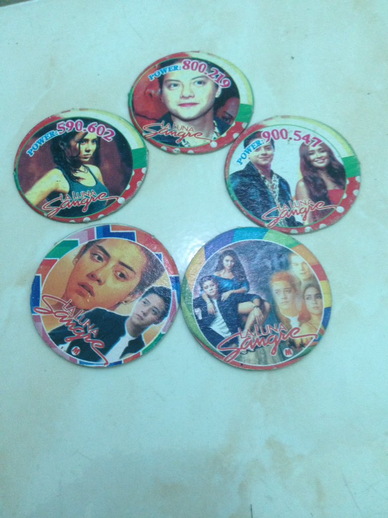 KaDsLaUnion_'s tweet photo. La Luna Sangre POGS! Malia and Tristan is soo kyut. π #LLSWicked #Collection https://t.co/NfkjbXtnMu