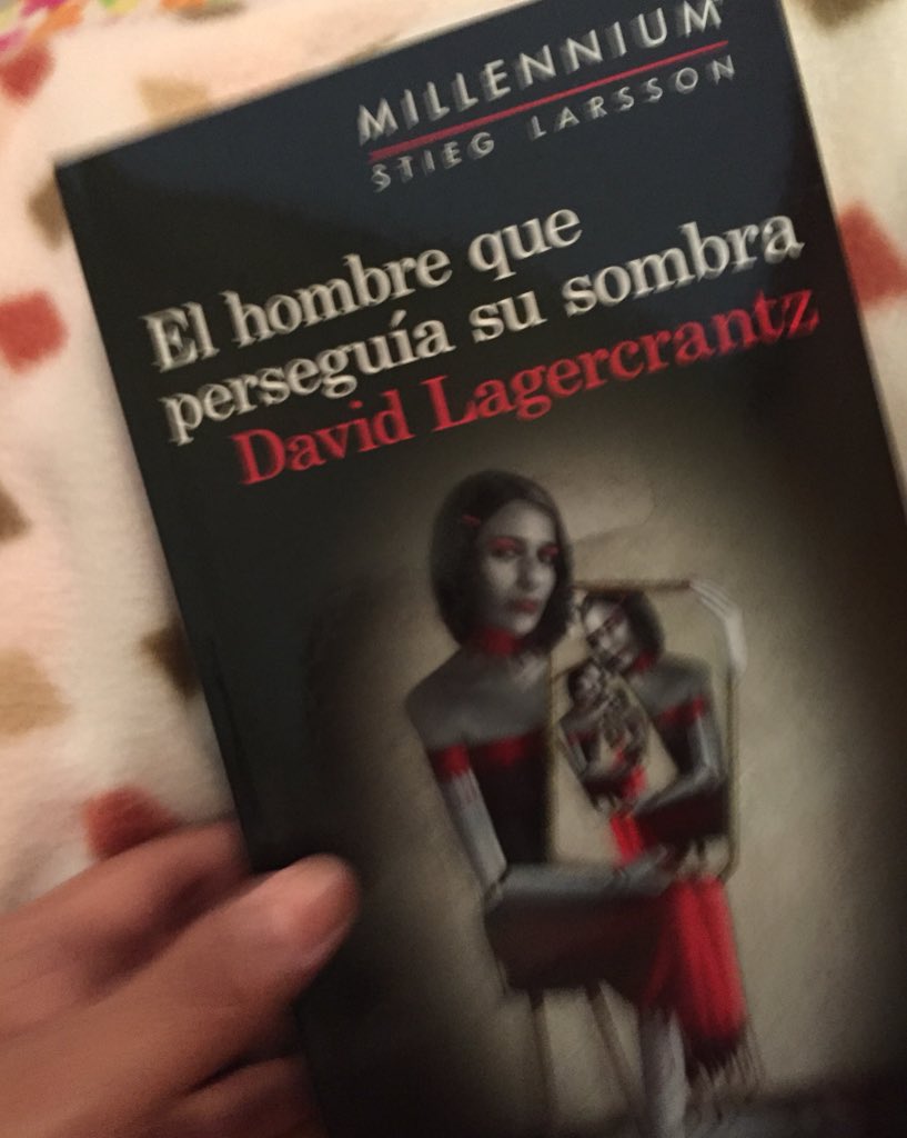 slirita's tweet photo. Pues de mi pila de libros regalados estas festividades, éste será el primero del año #Millennium5 #MisPropositos2018 https://t.co/jTtXYKYr1V
