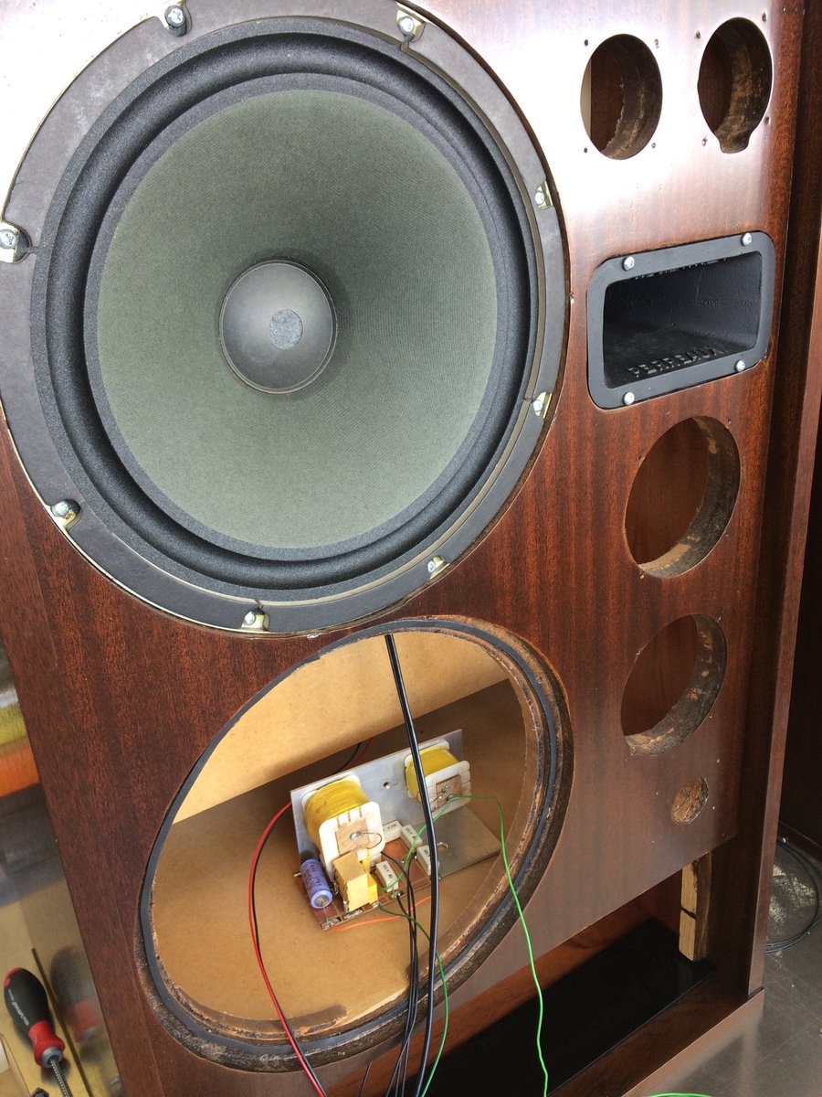 PerreauxAudio's tweet photo. ML80 update: 1 speaker up and running..but still needs some serious work on the crossover....but we are slowly getting there https://t.co/QResFbWJYW