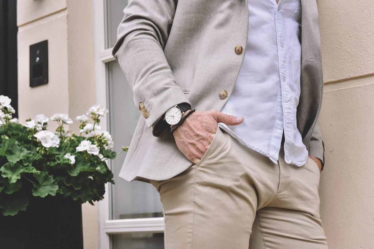 Classic styling but with a modern twist, how do you wear yours? #Accurist