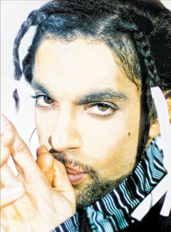 Those eyes! 💜
We love this portrait of #Prince taken in 1999.
📸 Steve Parke / Iconicimages.net