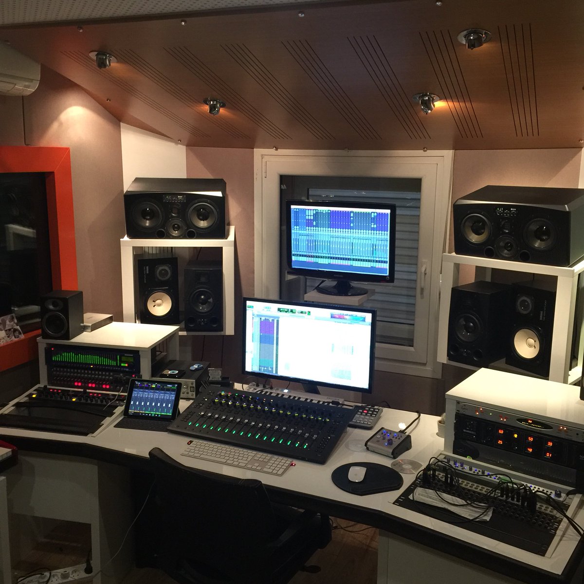 tarikceran's tweet photo. Thank you for amazing mix assistants :) #avids3 #ptcontrol #eucon @Avid @AvidProTools #digilogbytc https://t.co/xozQWPcnNt