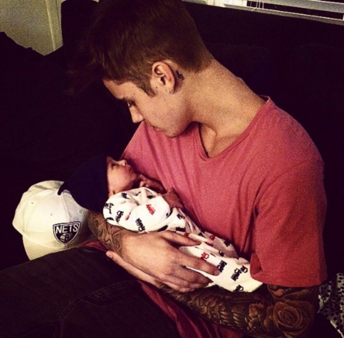 biebahstuff's tweet image. Justin Bieber with babies appreciation tweet
