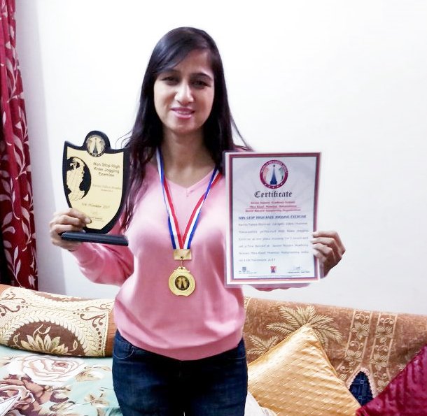 KavitasYobics's tweet photo. #kavitanalwa #kavitasyobics world record india trophy medal n certificate #happy #proud #gym #yoga #dance #health #exercises #actor #acting #films #news #zumba #wear #blog #sport #athlete #workout #crossfit #fitness #fit #nutrition #lke #share https://t.co/3Z2IJPa1b3