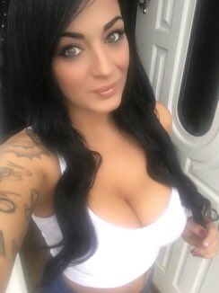 PromoPaddy33's tweet photo. NEW YEARS RESOLUTIONS..???

They usually don't see out January 
But something that last ALL YEAR (life) is a @LottieLovelace PREMIUM 

Get your 2018 of to the best naughty start ever guys. 

#Snapchat
#Whatsapp
#MembersTwitter
#Skype
#Meets

🔞🔞😈😈💦💦 https://t.co/8FIbEAKFCQ